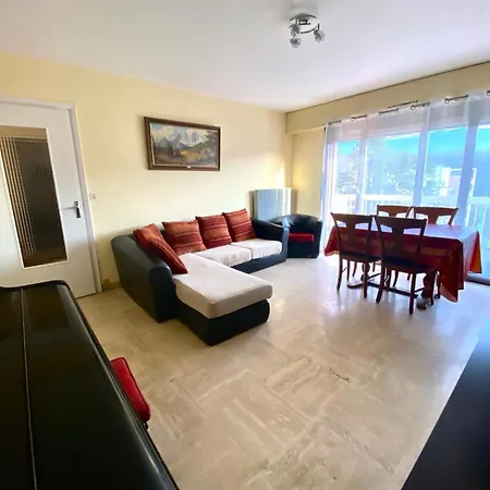 Proche Gare Apartment
